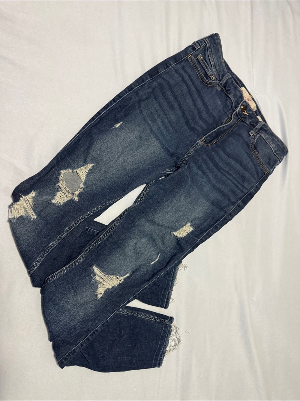 Hollister Women's Distressed Dark Wash Skinny Jeans